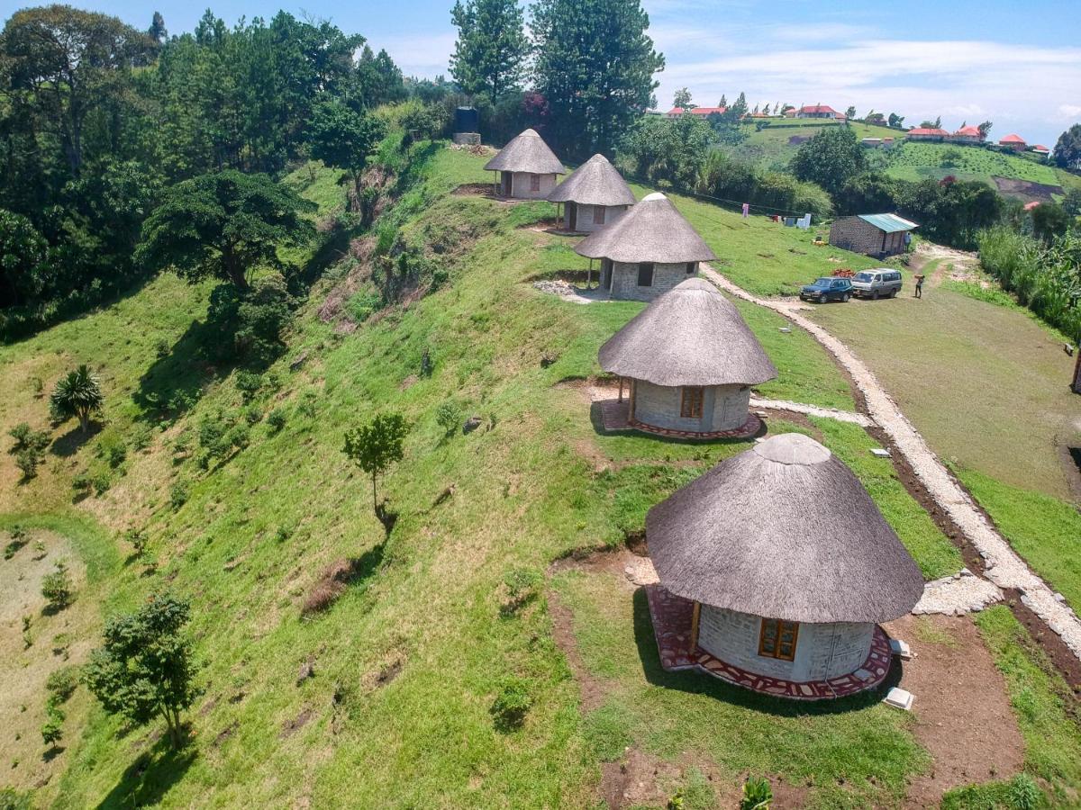 Lake Nyamirima Cottages Fort Portal Exterior photo